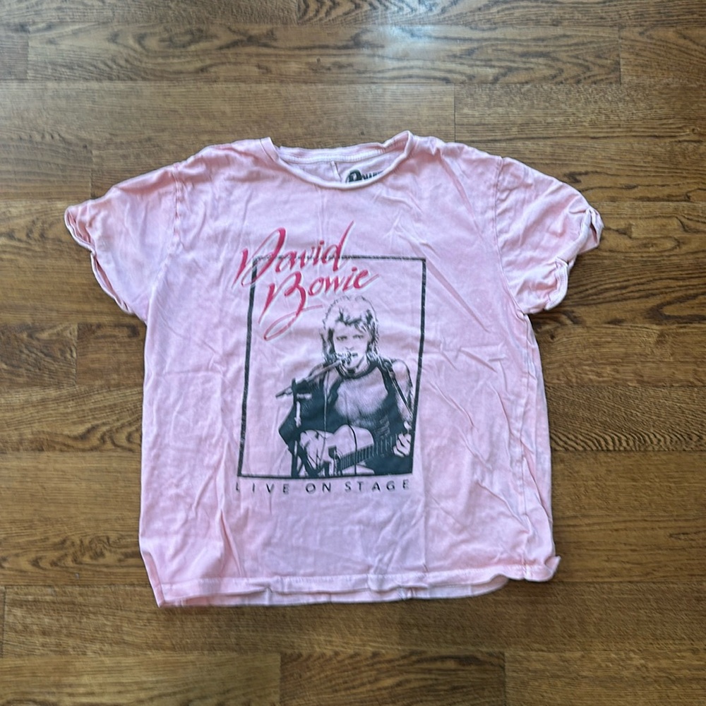 graphic tee